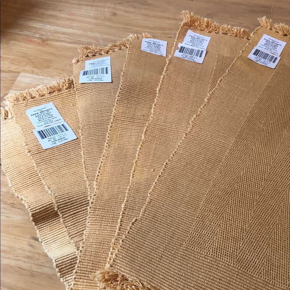 Fringed fall Tan Kitchen table placement mats Linens